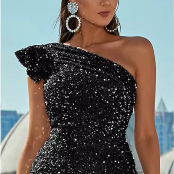 Black Sequin One-Shoulder Maxi Dress - Picture 2 of 13